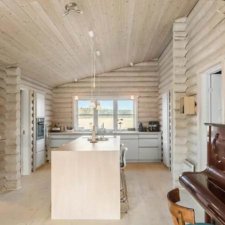 3 Bedroom Awesome In Dannemare