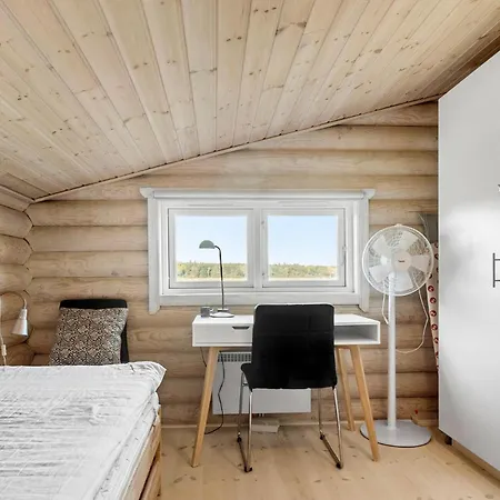 3 Bedroom Awesome In Dannemare