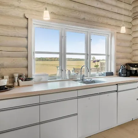 3 Bedroom Awesome In Dannemare