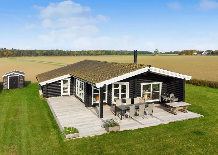 Semesterbostad 3 Bedroom Awesome In